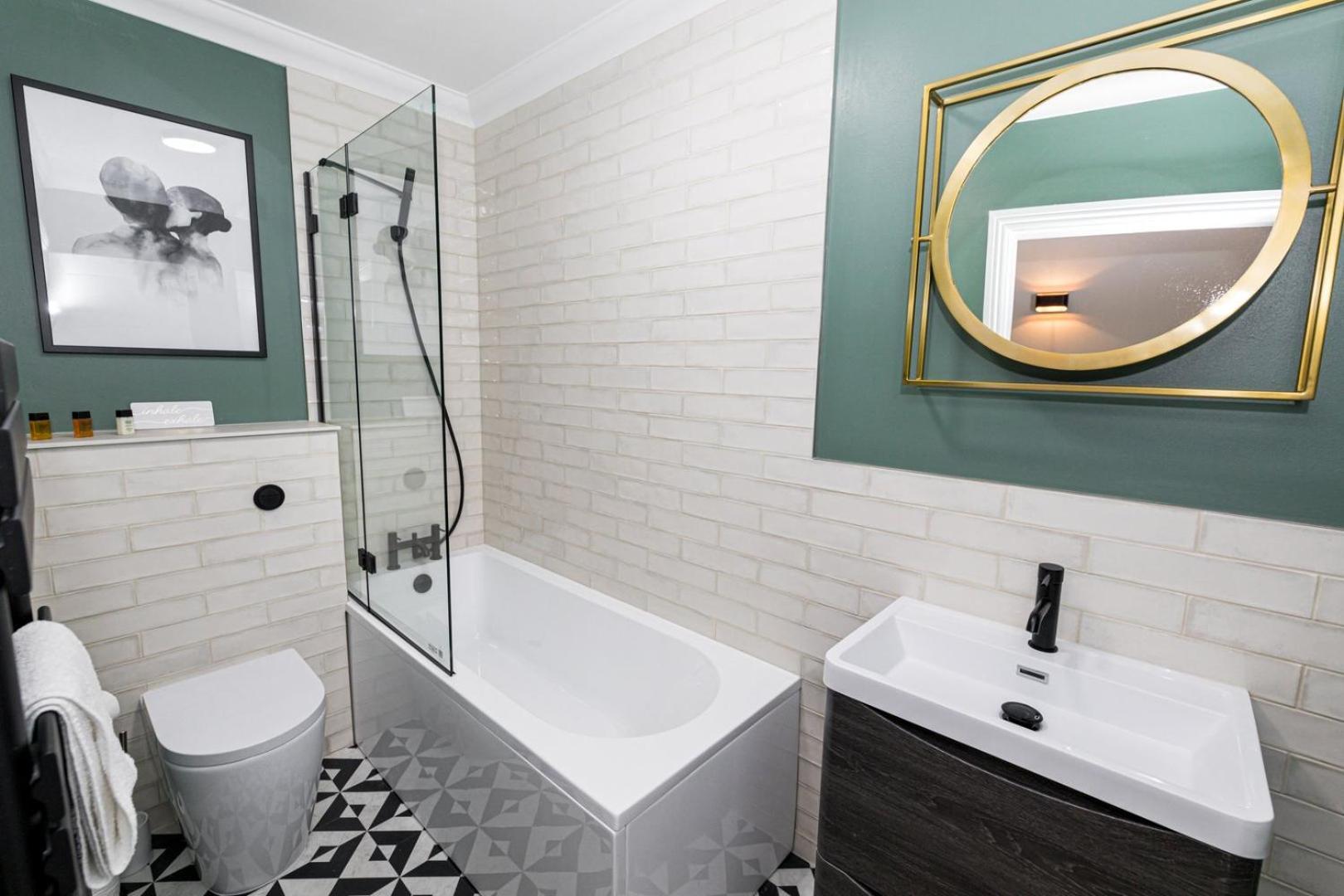 Stylish With Garden Near The Appartamento Bournemouth